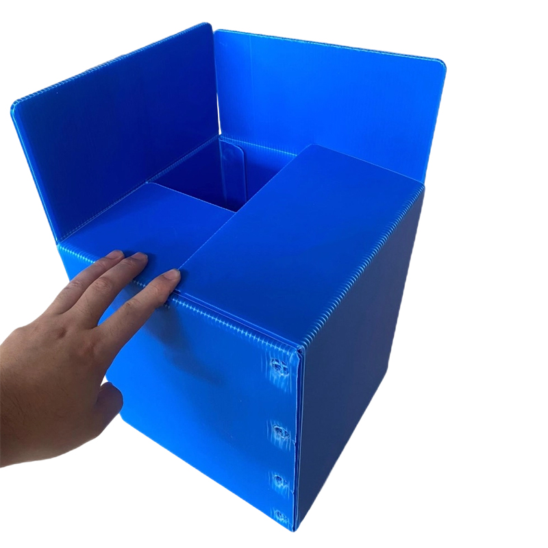 Araid Stórála Plaisteacha roctha Cearnóg Stackable PP