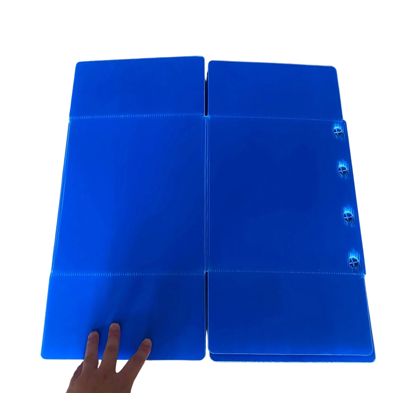 Araid Stórála Plaisteacha roctha Cearnóg Stackable PP